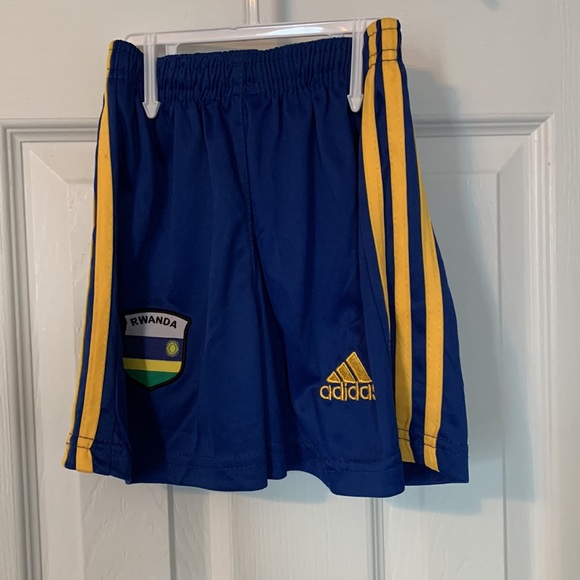 Adidas Rwanda soccer kit. - Picture 2 of 2